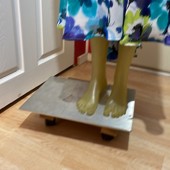 NWT Laura Ashley skirt - Picture 3 of 9